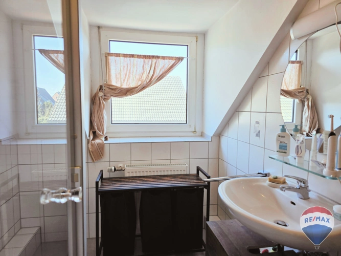 Badezimmer (DG)