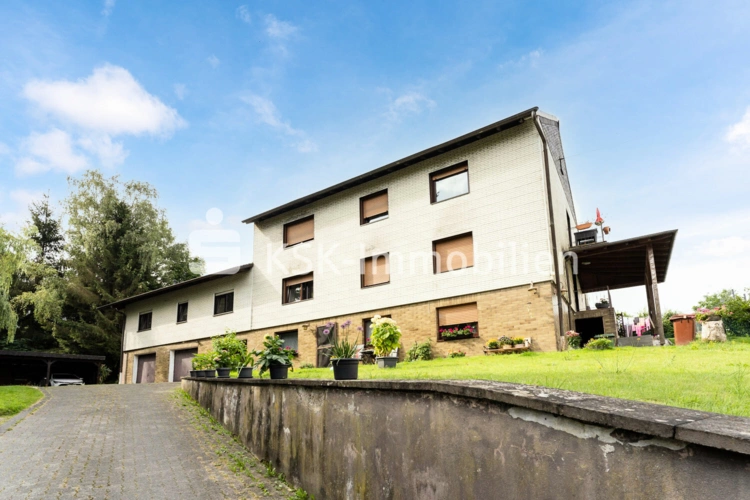 106837 Flur Obergeschoss