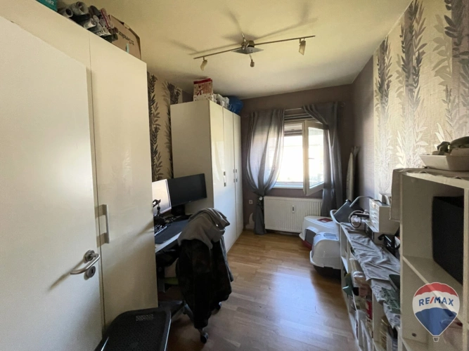 Kinder- oder Arbeitszimmer