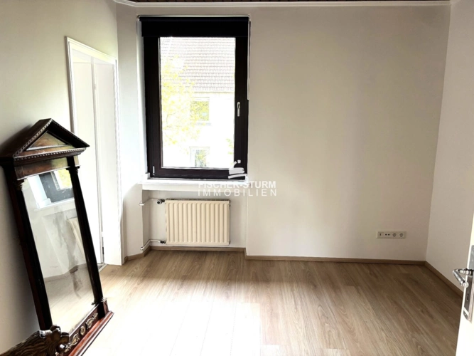 Ankleide / Kinderzimmer 1. OG