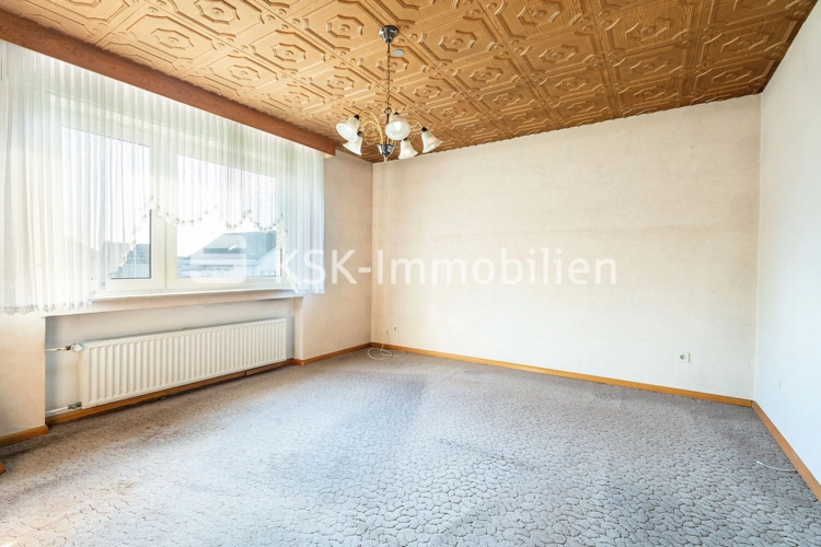 https://www.ksk-immobilien.de/immobilien/freistehendes-einfamilienhaus-in-bester-lage-von-bedburg-koenigshoven-150511/