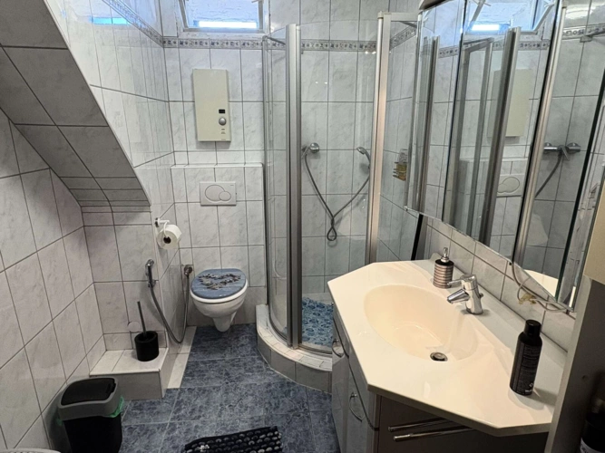 Badezimmer 2. OG