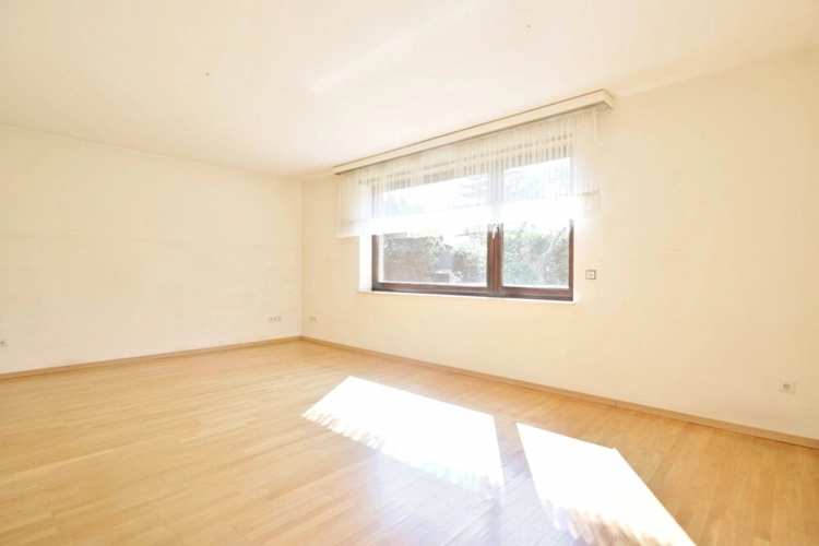 Büro/Arbeitszimmer