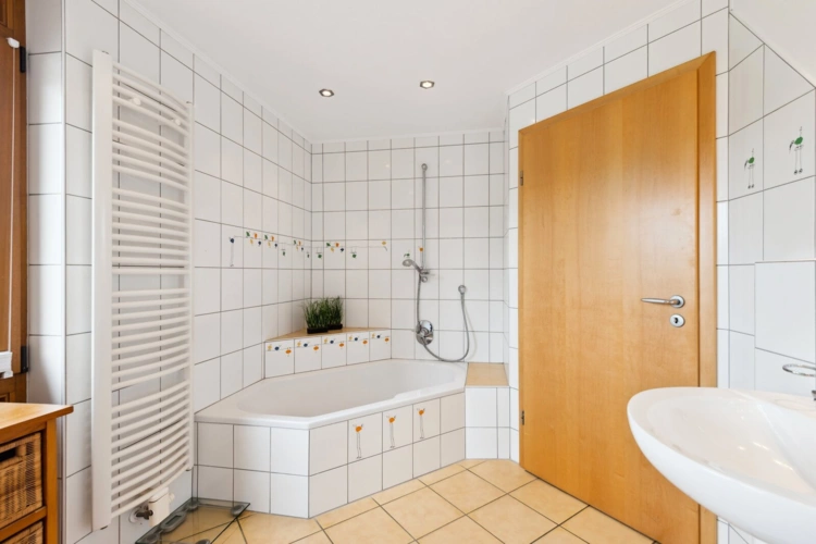 Kinderbad Ansicht 2