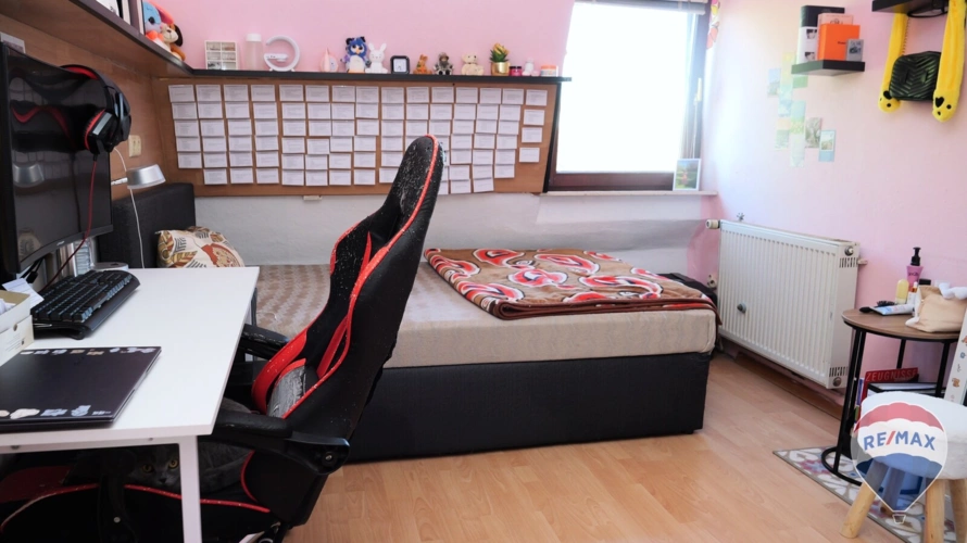 Schlafzimmer 2.OG