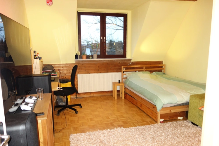 3. OG - Arbeits-/Kinderzimmer