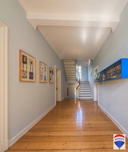 Remax-57