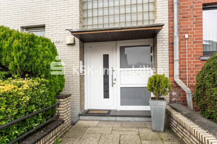 121059 Haueingang