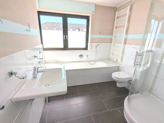 2. OG: Badezimmer