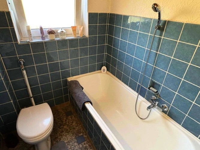 Badezimmer 1. OG