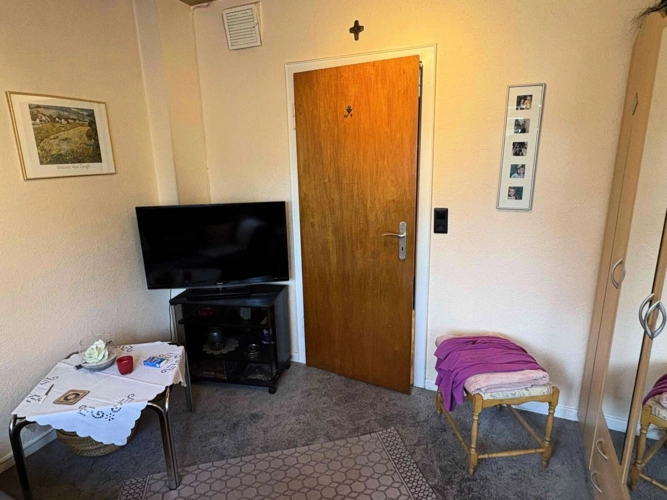 Zimmer 1. OG