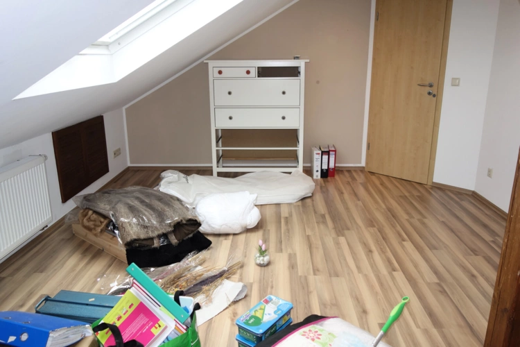 4. OG - Arbeits-/Kinderzimmer 2 ebenso