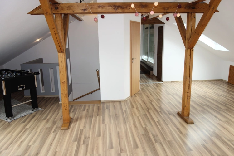 4. OG - Studio ebenso