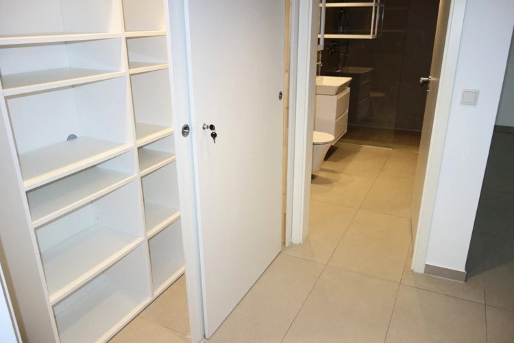 Diele inkl. Einbauschrank