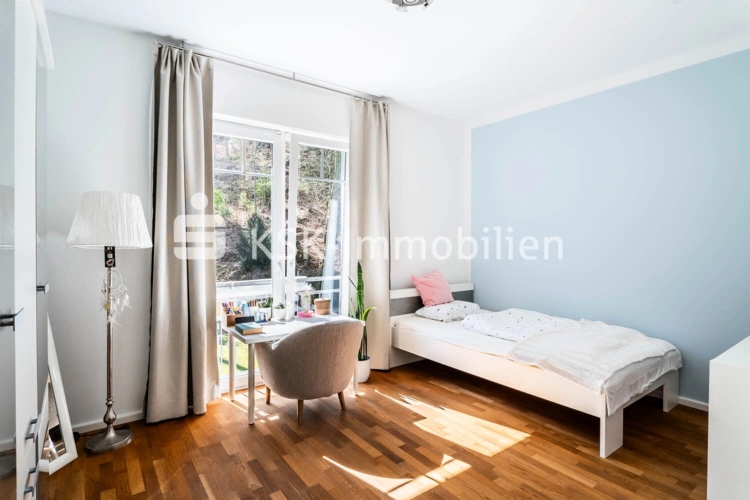149388 Zimmer Obergeschoss