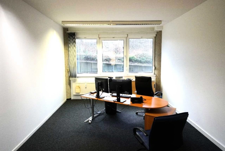 Büro 2