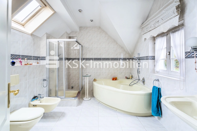 140019 Badezimmer Obergeschoss