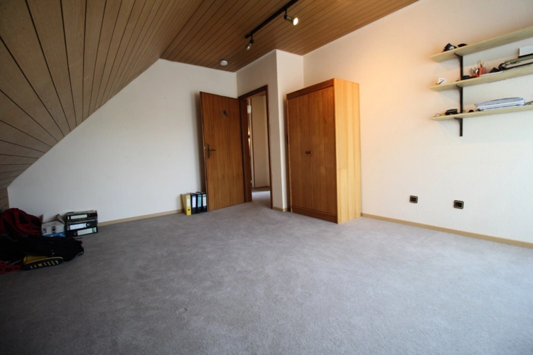 2. Zimmer-ebenso-1.Etage
