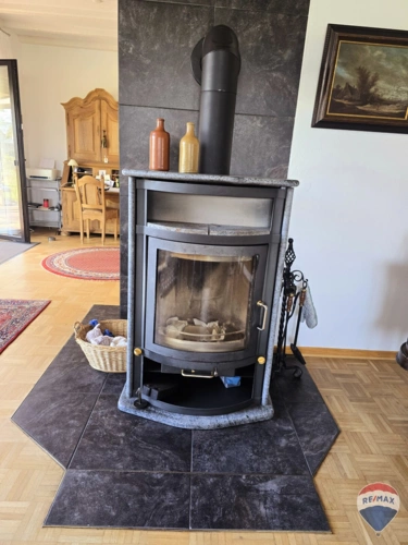 Kamin EG