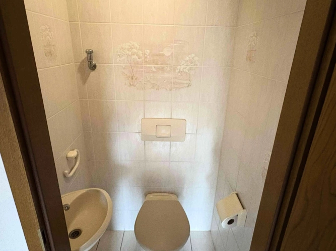 WC 1. OG