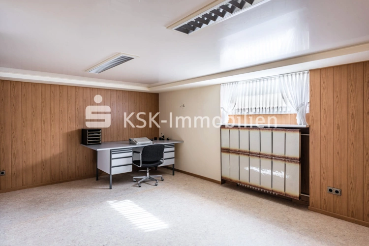 126063 Keller Zimmer
