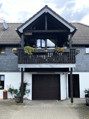 Ansicht Garage-Balkon