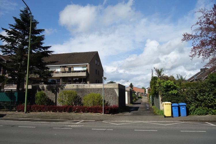 Straßenansicht