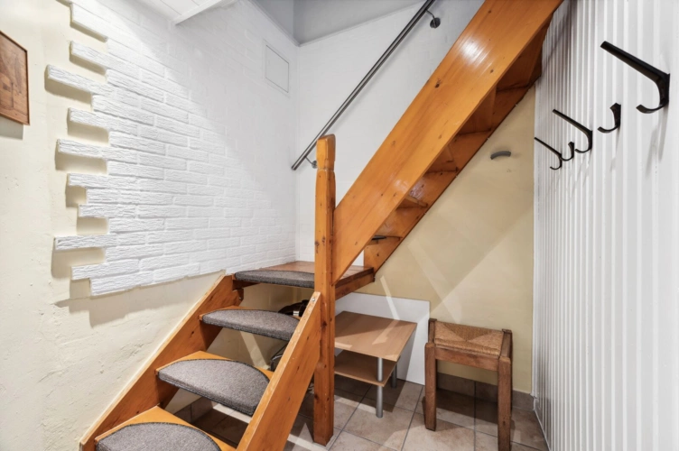 Treppenhaus Wohnung 4