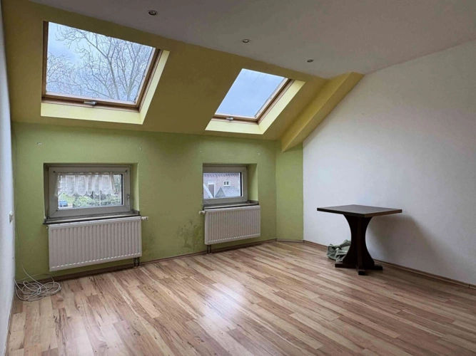 Schlafzimmer DG Rechts