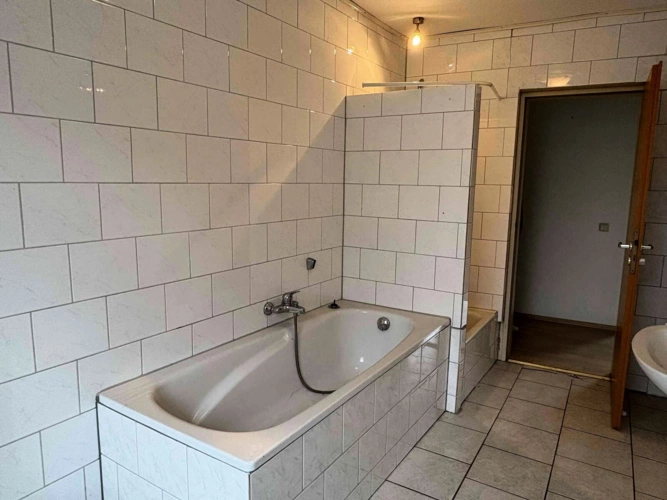 Badezimmer 1.OG Rechts