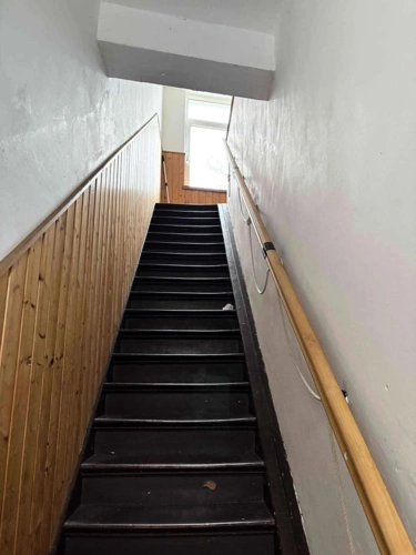 Treppenhaus links