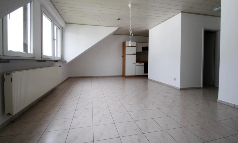 Appartment Dachgeschoss -Gartenseite
