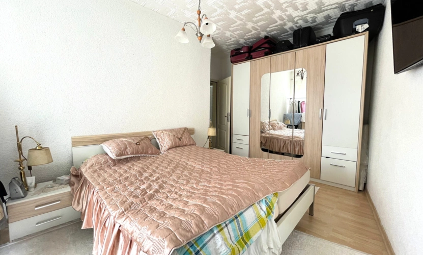 Schlafzimmer 2
