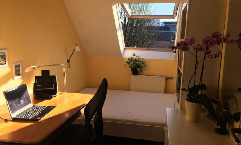 Kleines Kinderzimmer oder Büro