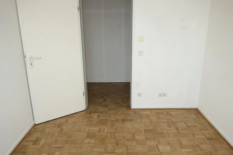 Arbeits-/Kinder-/Gästezimmer ebenso