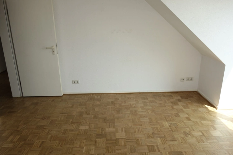 Schlafzimmer ebenso (2)