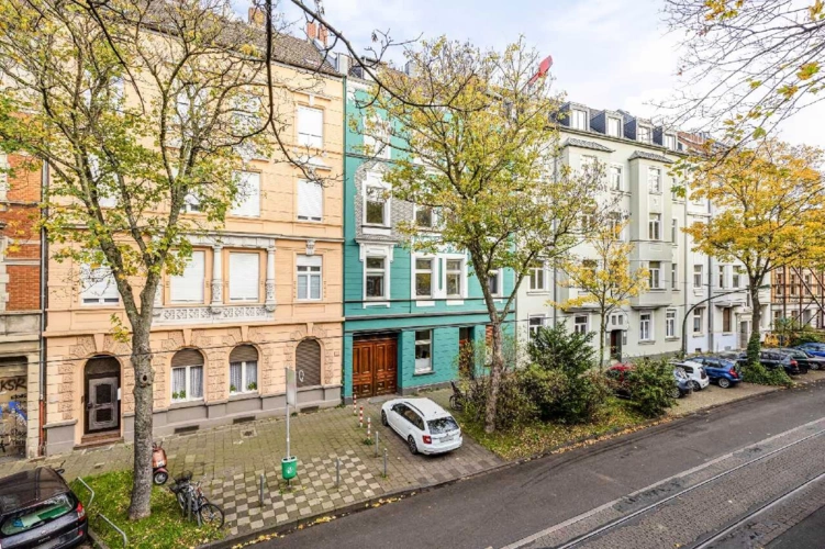 Straßenansicht