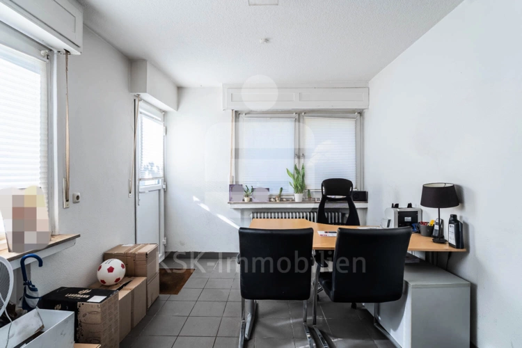 Büro Erdgeschoss