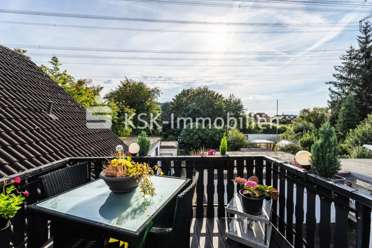 135642 Balkon Obergeschoss