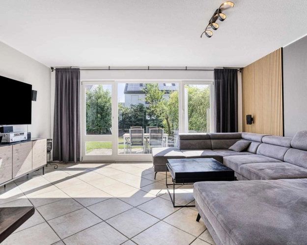 Wohnzimmer (EG)