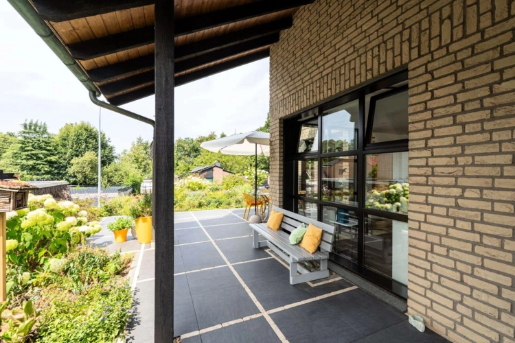 Terrasse front