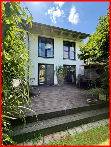Hausansicht Garten