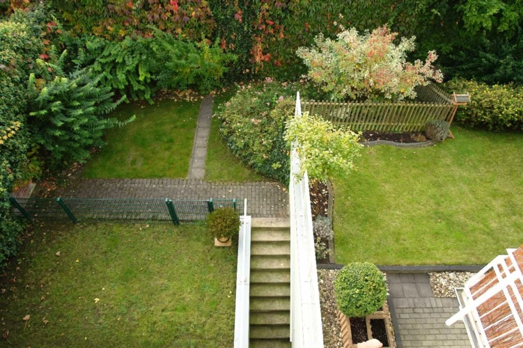 Blick in die Grünanlage