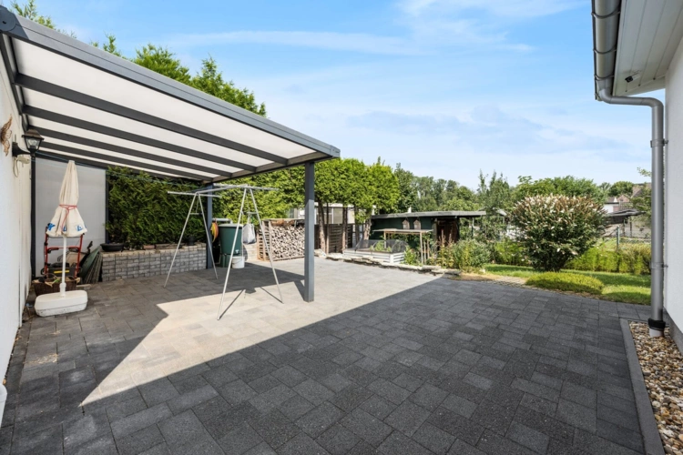 Carport