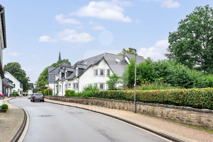 Straßenansicht