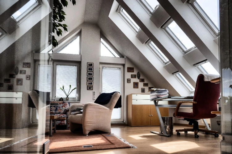 Zimmer (Büro/ Gast)