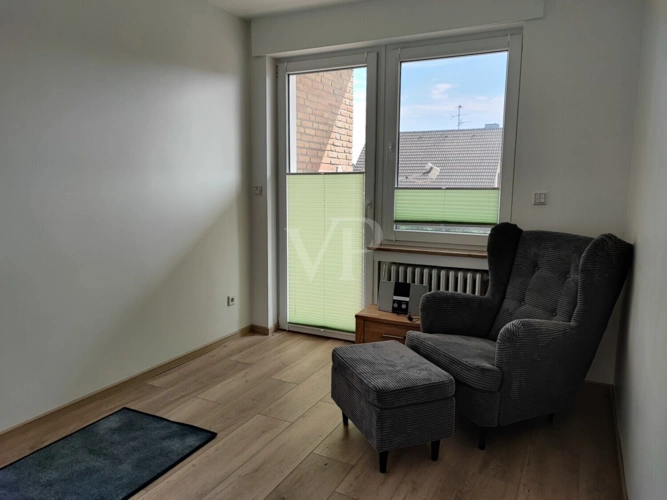 Schlaf-/Kinderzimmer (mit KI eingerichtet)