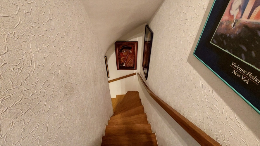 Keller