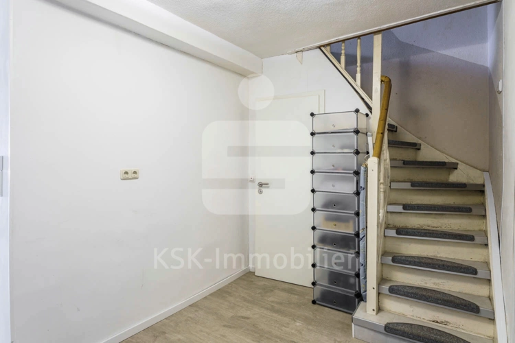 https://www.ksk-immobilien.de/immobilien/ihr-neues-zuhause-reihenmittelhaus-mit-gartenidylle-und-charme-156863/
