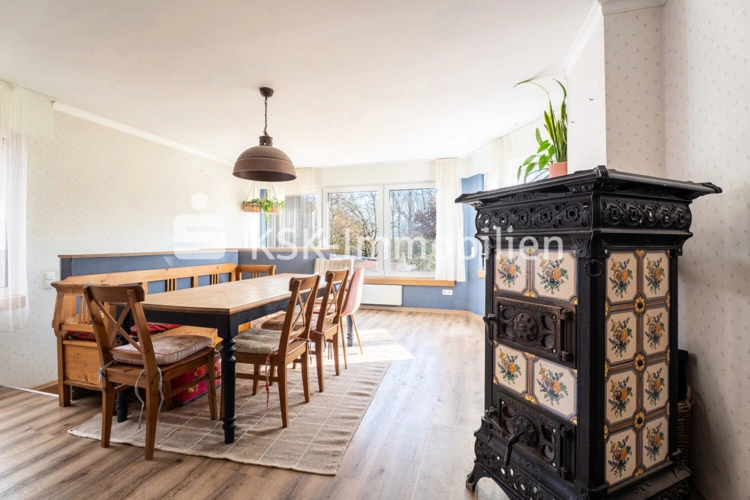 146462 Esszimmer